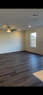 Detail Gallery Image 4 of 4 For 2114 Coulter Ln 393p,  Los Banos,  CA 93635 - 4 Beds | 2/1 Baths