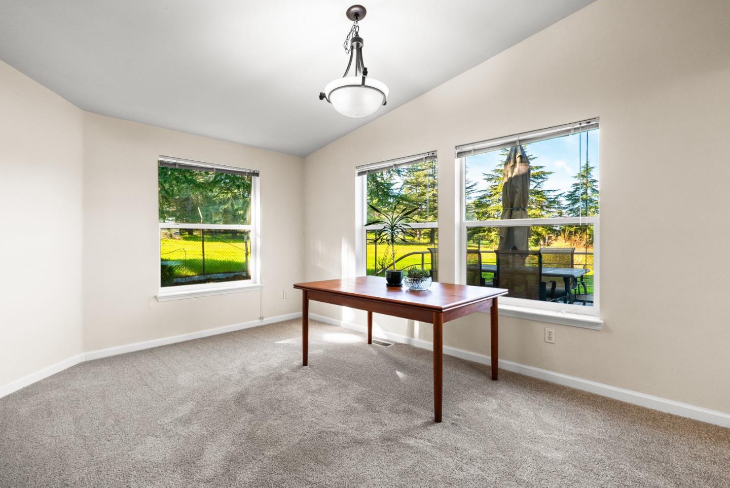 Detail Gallery Image 13 of 44 For 225 Mount Hermon Rd #199,  Scotts Valley,  CA 95066 - 3 Beds | 2 Baths