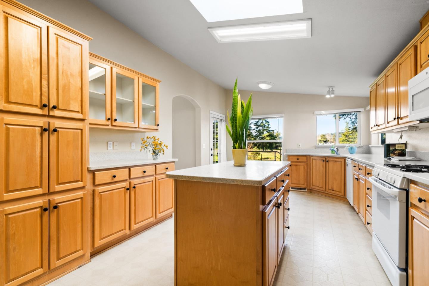 Detail Gallery Image 16 of 44 For 225 Mount Hermon Rd #199,  Scotts Valley,  CA 95066 - 3 Beds | 2 Baths