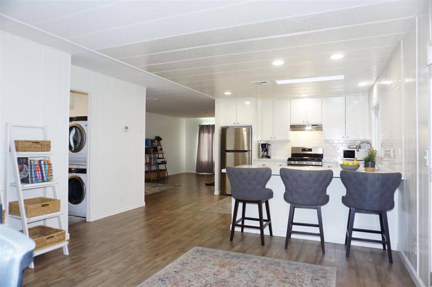 Detail Gallery Image 6 of 26 For 21 Quail Hollow Dr #21,  San Jose,  CA 95128 - 2 Beds | 2 Baths