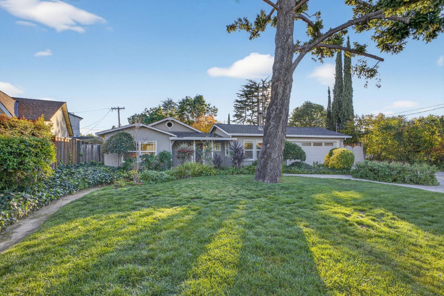 Detail Gallery Image 2 of 50 For 1100 Steinway Ave, Campbell,  CA 95008 - 4 Beds | 2/1 Baths