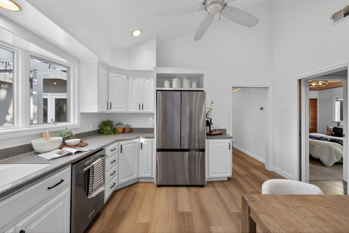 Detail Gallery Image 25 of 50 For 1100 Steinway Ave, Campbell,  CA 95008 - 4 Beds | 2/1 Baths