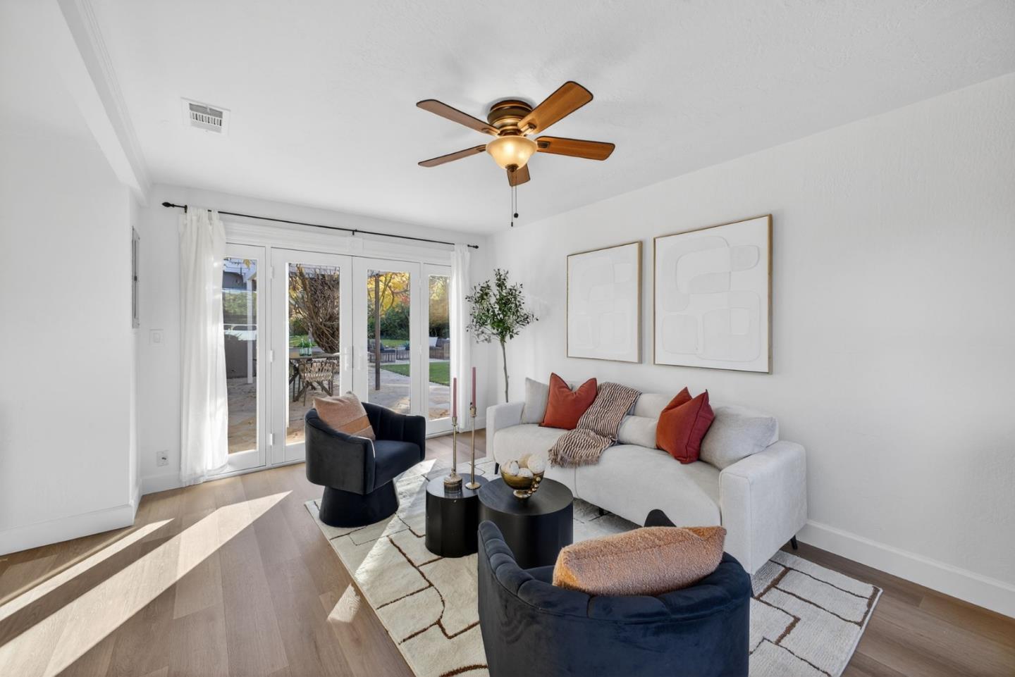 Detail Gallery Image 8 of 50 For 1100 Steinway Ave, Campbell,  CA 95008 - 4 Beds | 2/1 Baths