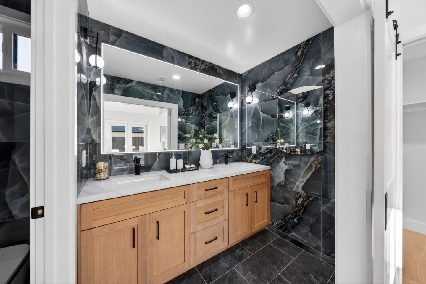 Detail Gallery Image 25 of 39 For 371 N Milton Ave, Campbell,  CA 95008 - 4 Beds | 3 Baths