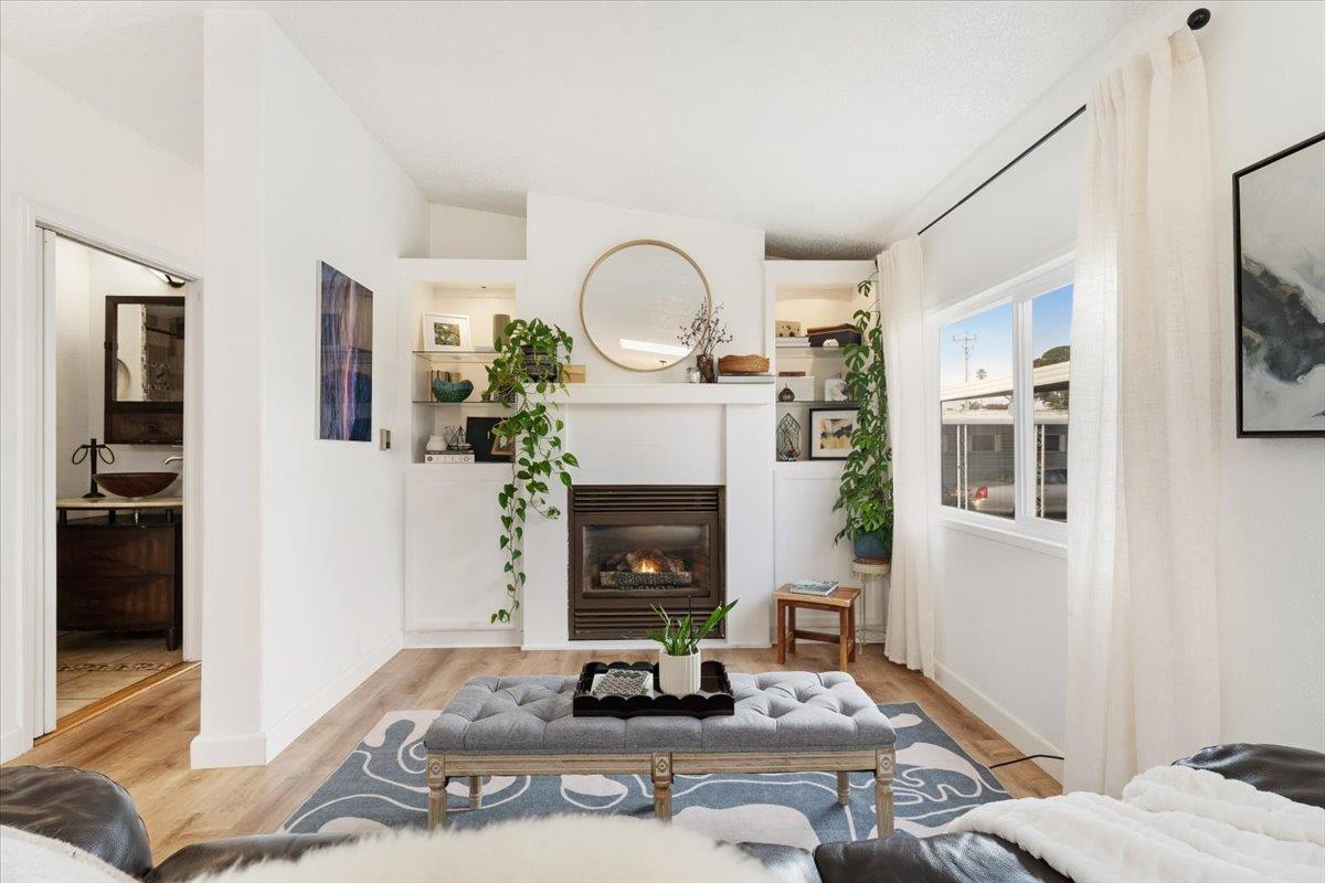 Detail Gallery Image 10 of 39 For 1099 38th Ave #20,  Santa Cruz,  CA 95062 - 3 Beds | 2 Baths