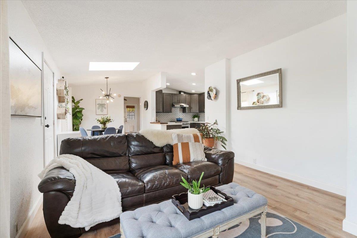 Detail Gallery Image 11 of 39 For 1099 38th Ave #20,  Santa Cruz,  CA 95062 - 3 Beds | 2 Baths