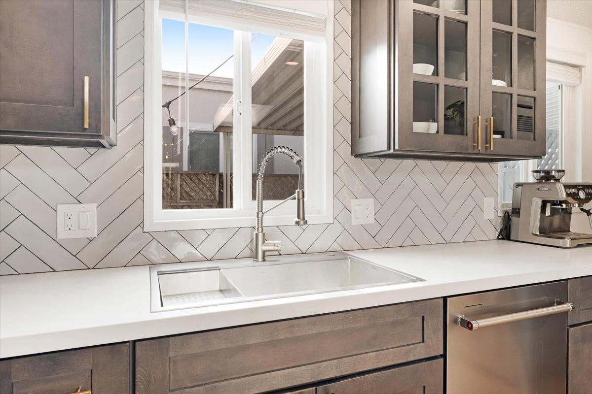 Detail Gallery Image 17 of 39 For 1099 38th Ave #20,  Santa Cruz,  CA 95062 - 3 Beds | 2 Baths