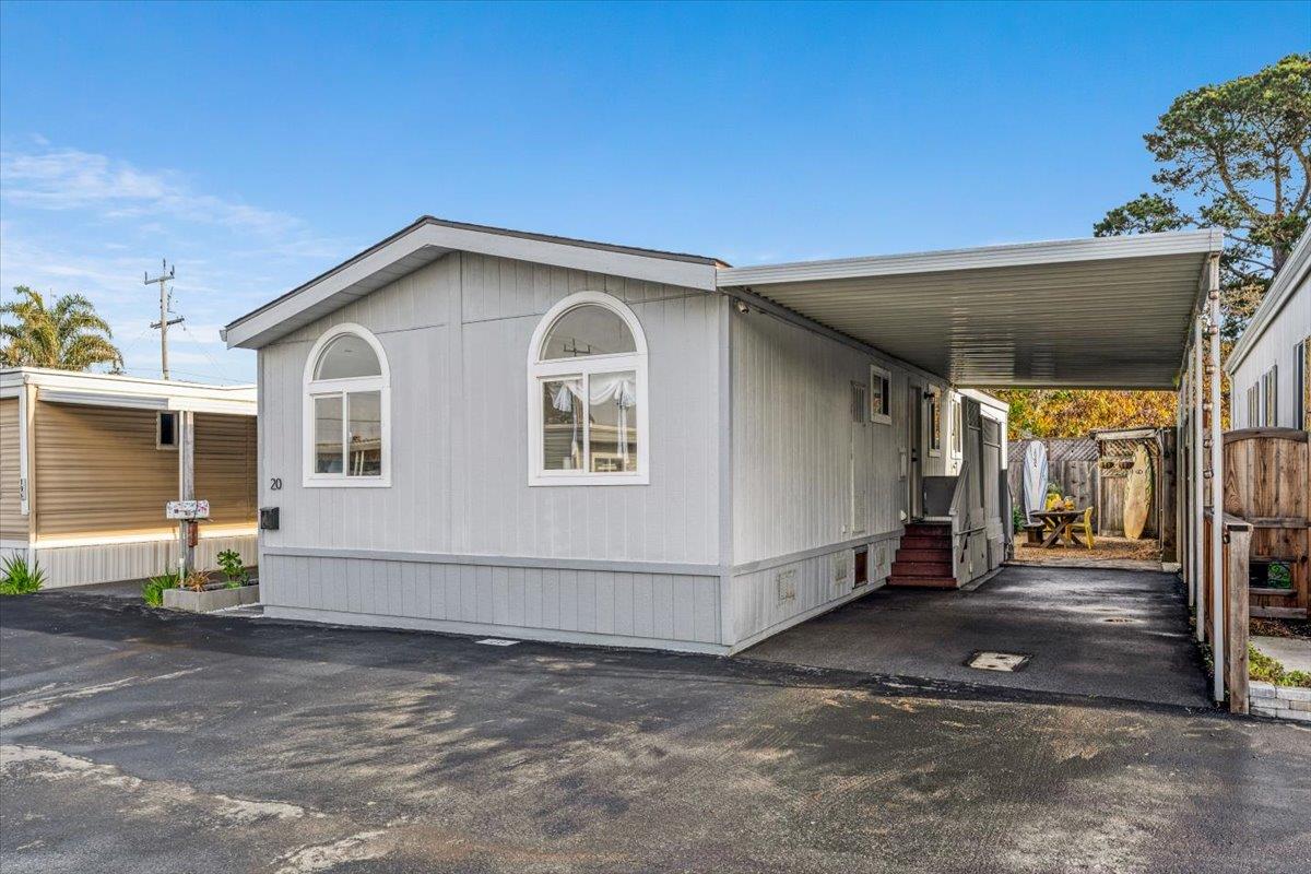 Detail Gallery Image 3 of 39 For 1099 38th Ave #20,  Santa Cruz,  CA 95062 - 3 Beds | 2 Baths