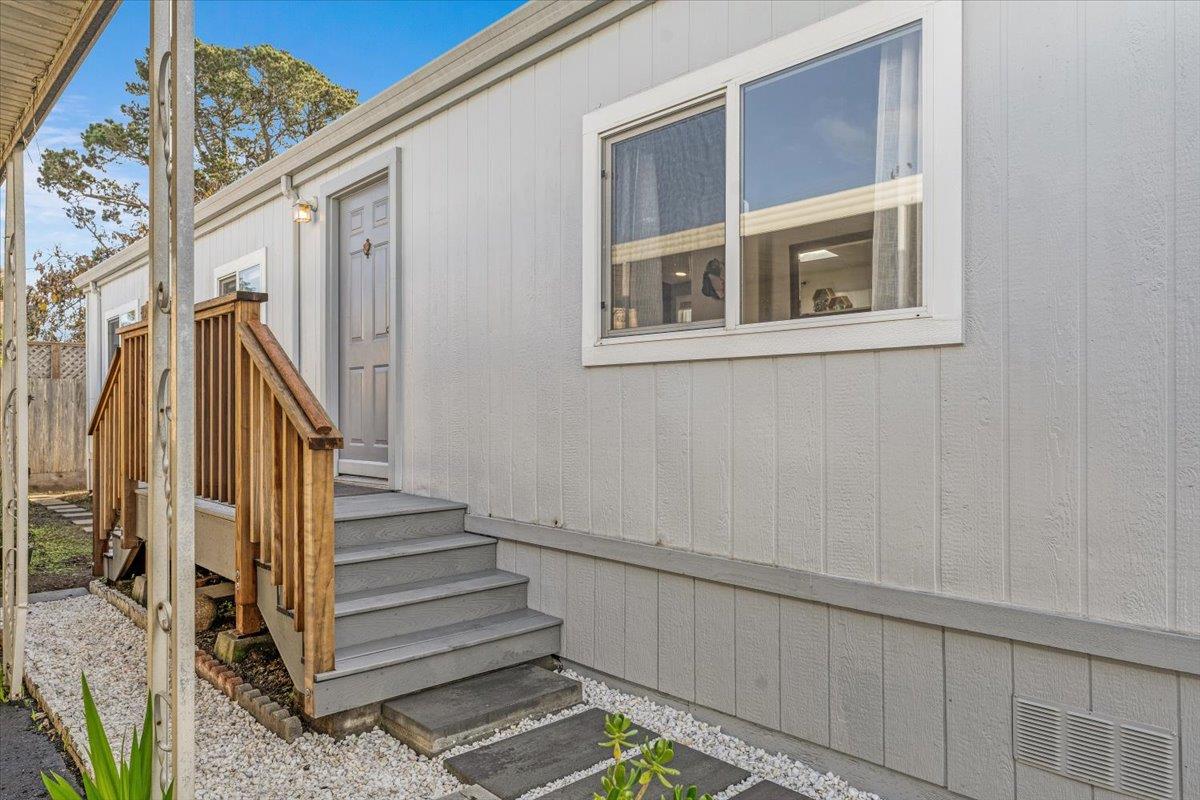 Detail Gallery Image 5 of 39 For 1099 38th Ave #20,  Santa Cruz,  CA 95062 - 3 Beds | 2 Baths