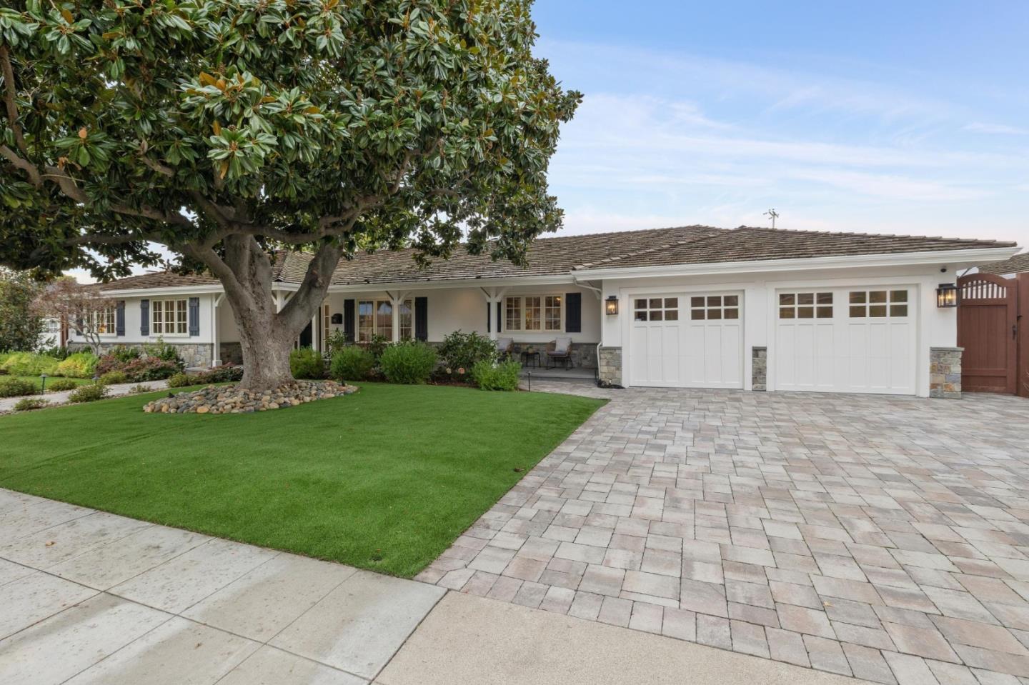 Detail Gallery Image 5 of 84 For 1141 Ruth Dr, San Jose,  CA 95125 - 4 Beds | 2/1 Baths