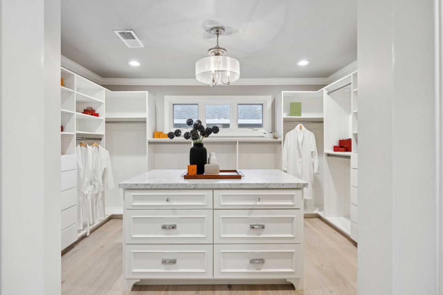 Detail Gallery Image 50 of 84 For 1141 Ruth Dr, San Jose,  CA 95125 - 4 Beds | 2/1 Baths