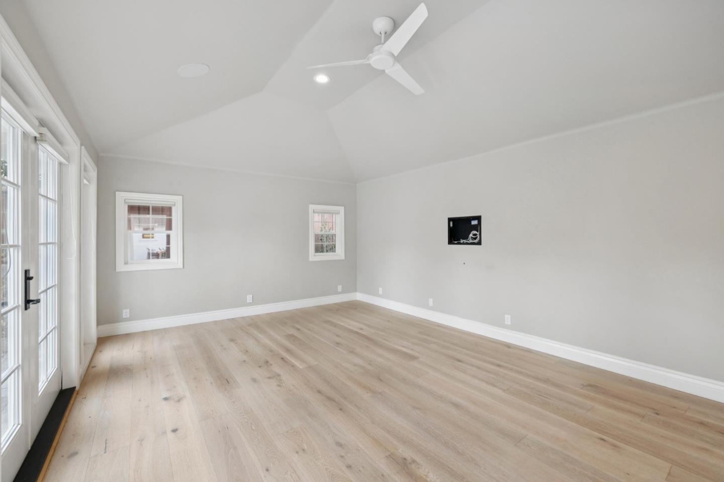 Detail Gallery Image 76 of 84 For 1141 Ruth Dr, San Jose,  CA 95125 - 4 Beds | 2/1 Baths