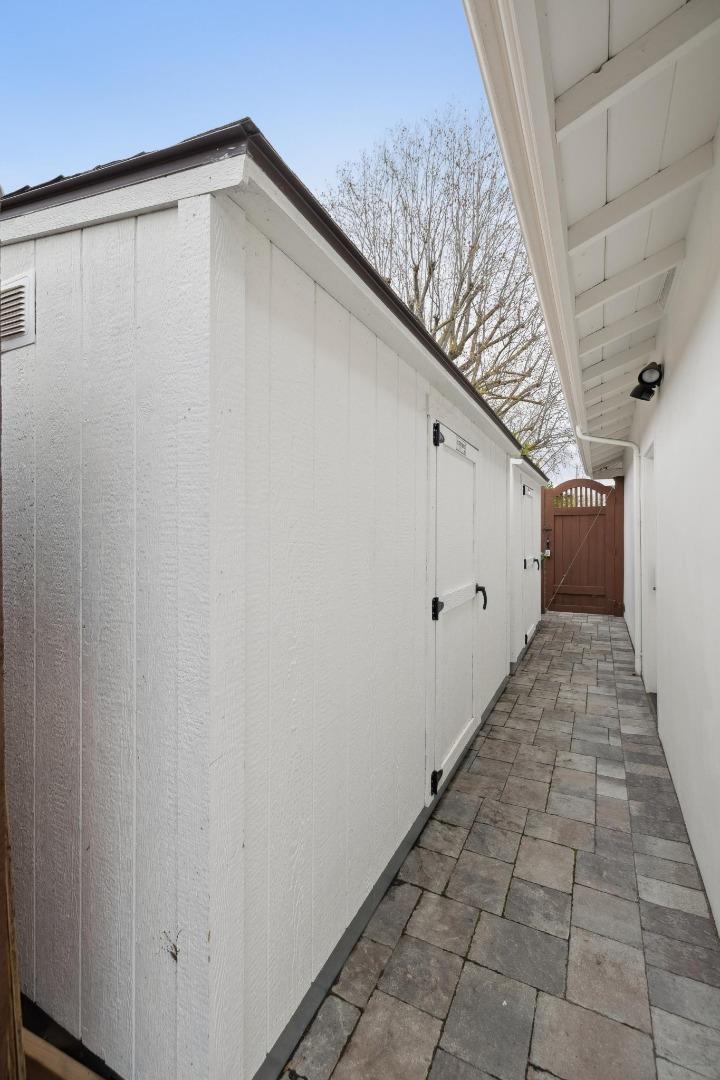 Detail Gallery Image 82 of 84 For 1141 Ruth Dr, San Jose,  CA 95125 - 4 Beds | 2/1 Baths