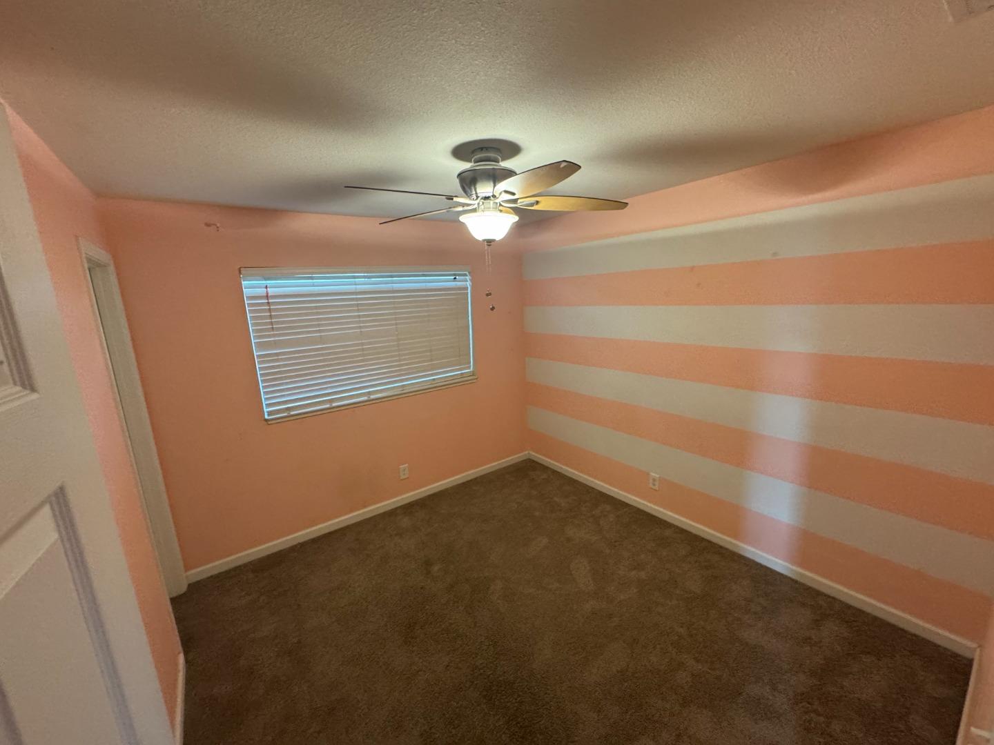 Detail Gallery Image 7 of 18 For 1776 Pescadero Dr, Salinas,  CA 93906 - 3 Beds | 1/1 Baths