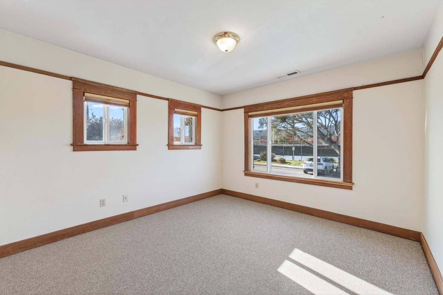 Detail Gallery Image 10 of 44 For 415 Figueroa St, Monterey,  CA 93940 - – Beds | – Baths