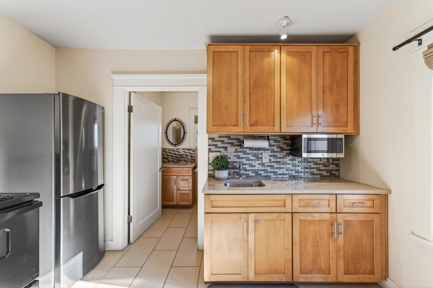 Detail Gallery Image 23 of 44 For 415 Figueroa St, Monterey,  CA 93940 - – Beds | – Baths