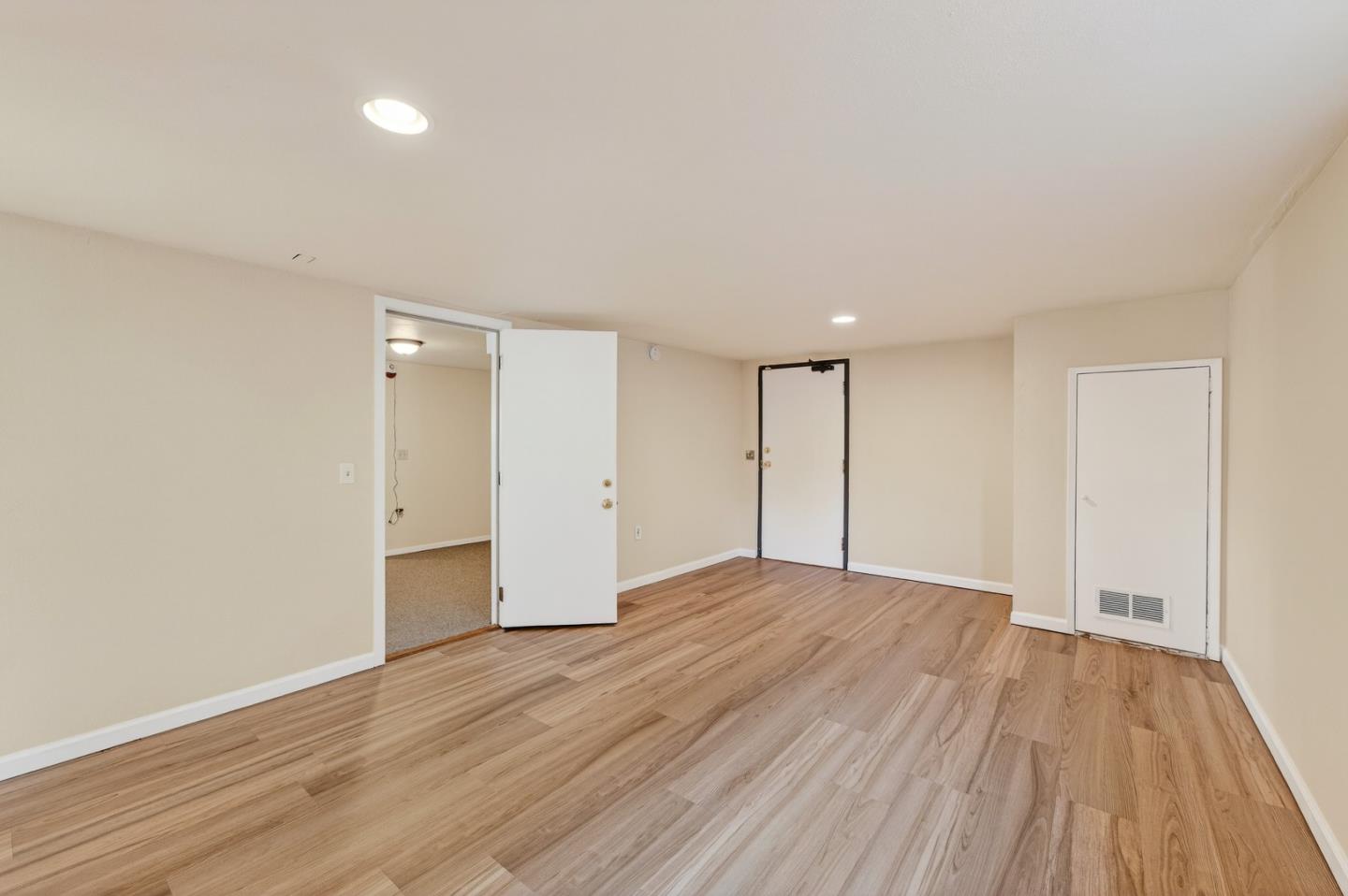 Detail Gallery Image 32 of 44 For 415 Figueroa St, Monterey,  CA 93940 - – Beds | – Baths