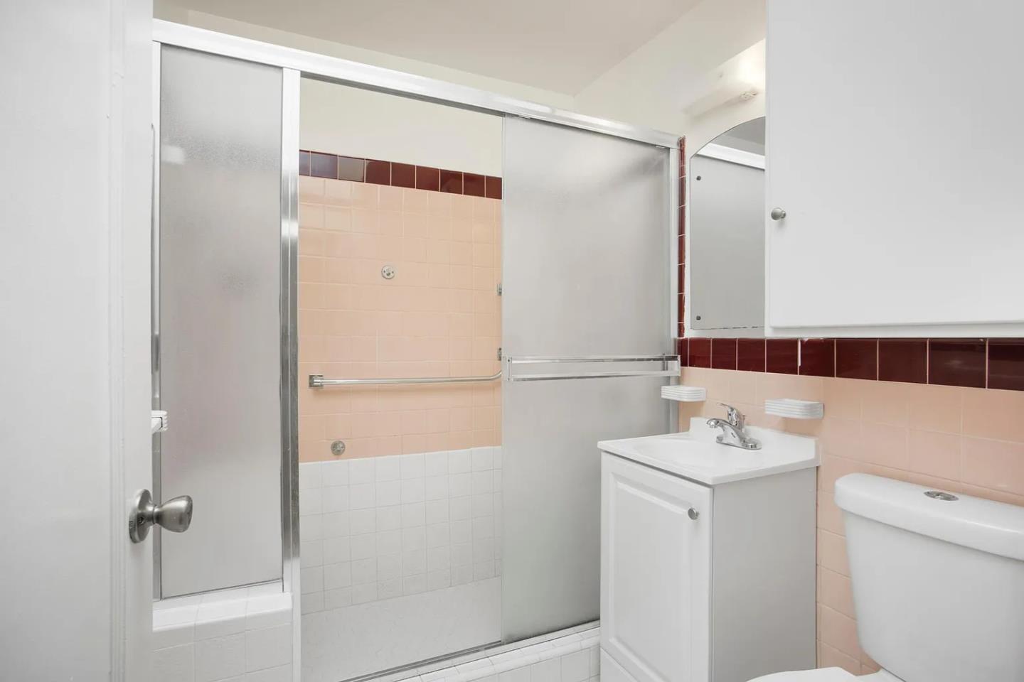 Detail Gallery Image 28 of 36 For 2338 39th Ave, San Francisco,  CA 94116 - 3 Beds | 1 Baths