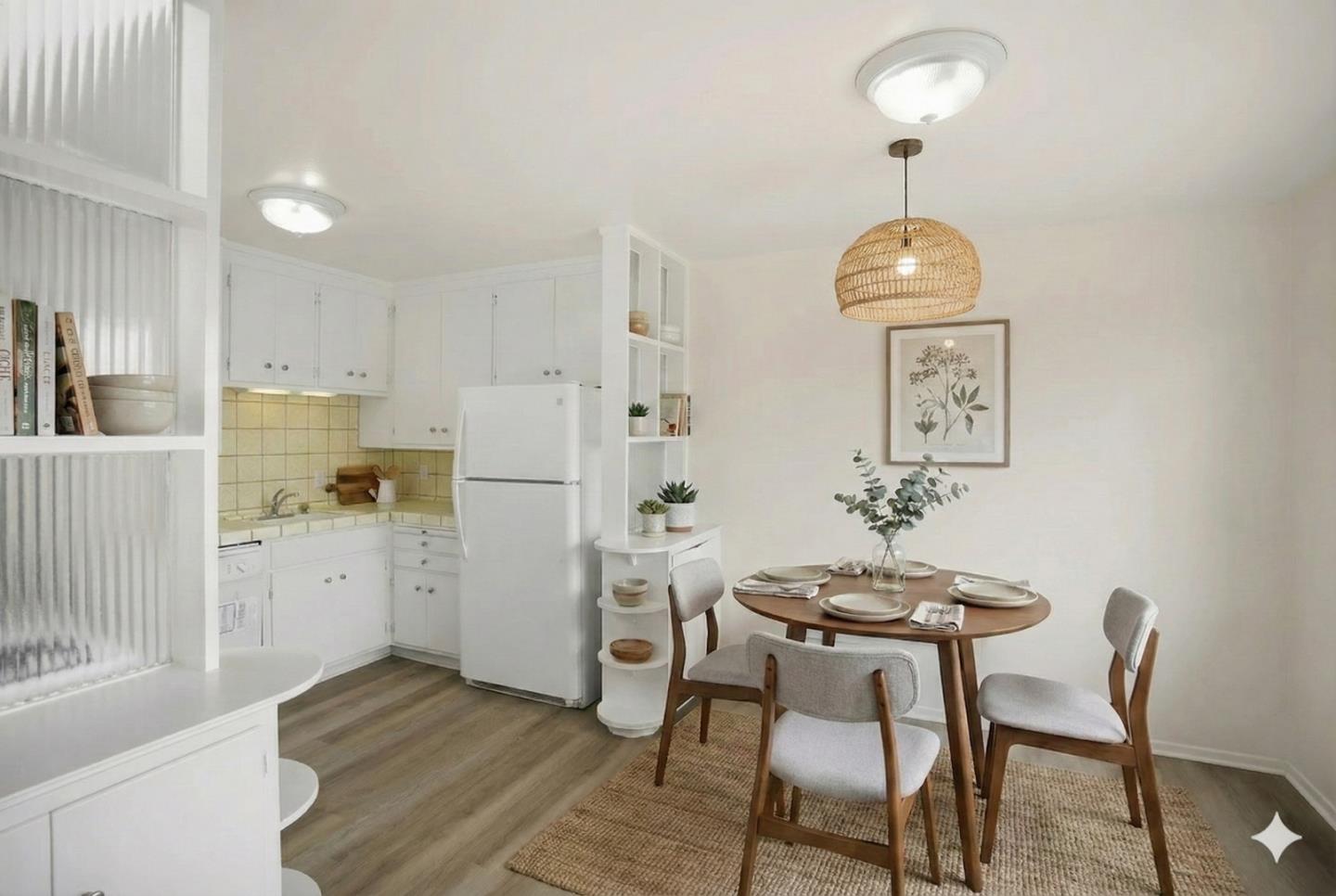 Detail Gallery Image 7 of 36 For 2338 39th Ave, San Francisco,  CA 94116 - 3 Beds | 1 Baths