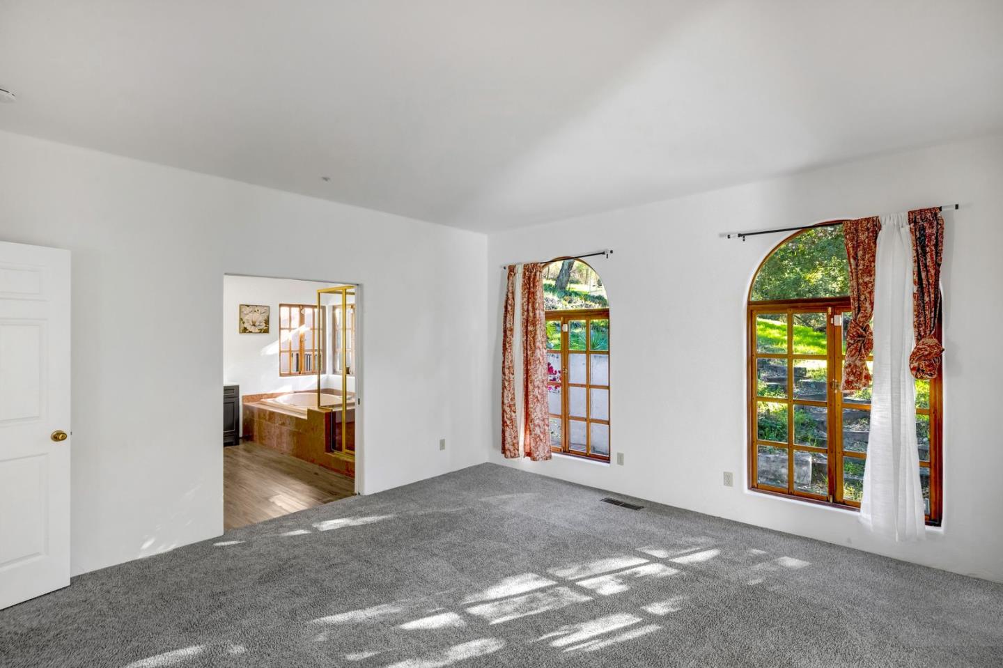 Detail Gallery Image 17 of 48 For 90 Harper Canyon Rd, Salinas,  CA 93908 - 3 Beds | 3 Baths