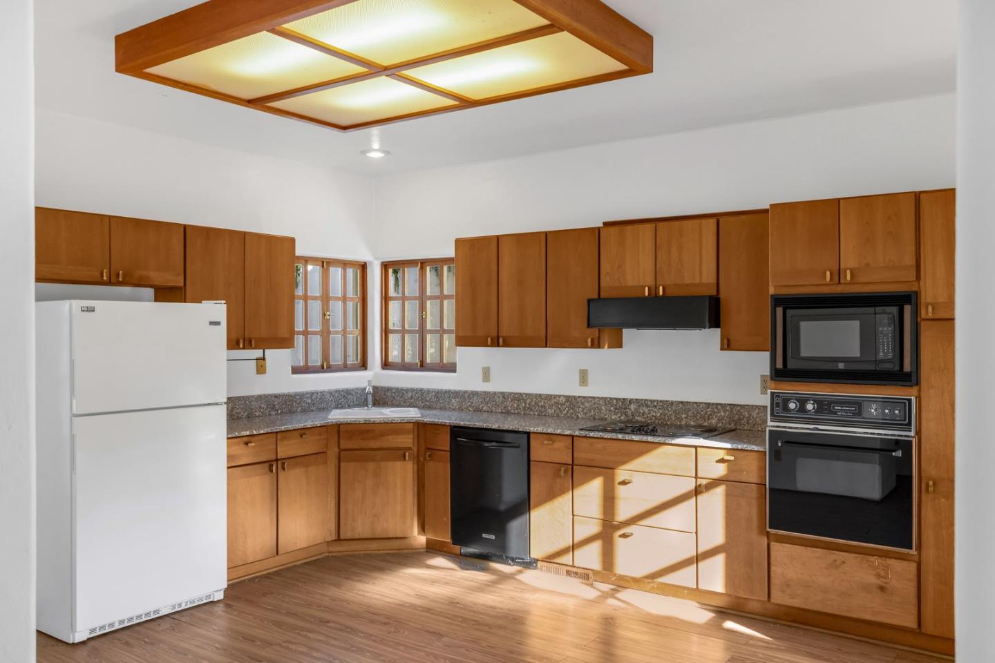 Detail Gallery Image 28 of 48 For 90 Harper Canyon Rd, Salinas,  CA 93908 - 3 Beds | 3 Baths