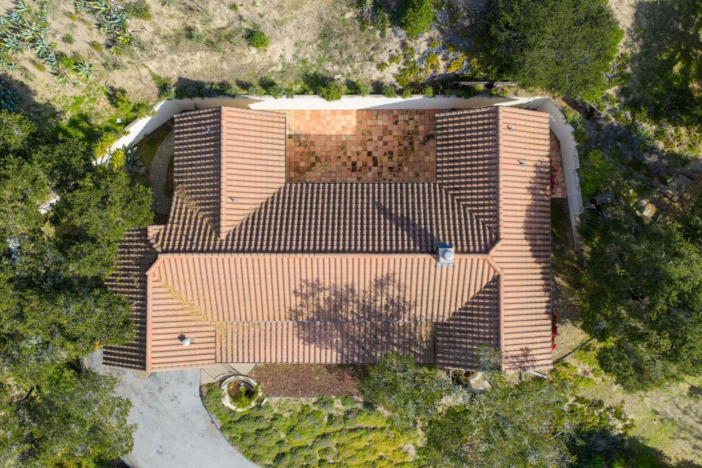 Detail Gallery Image 34 of 48 For 90 Harper Canyon Rd, Salinas,  CA 93908 - 3 Beds | 3 Baths