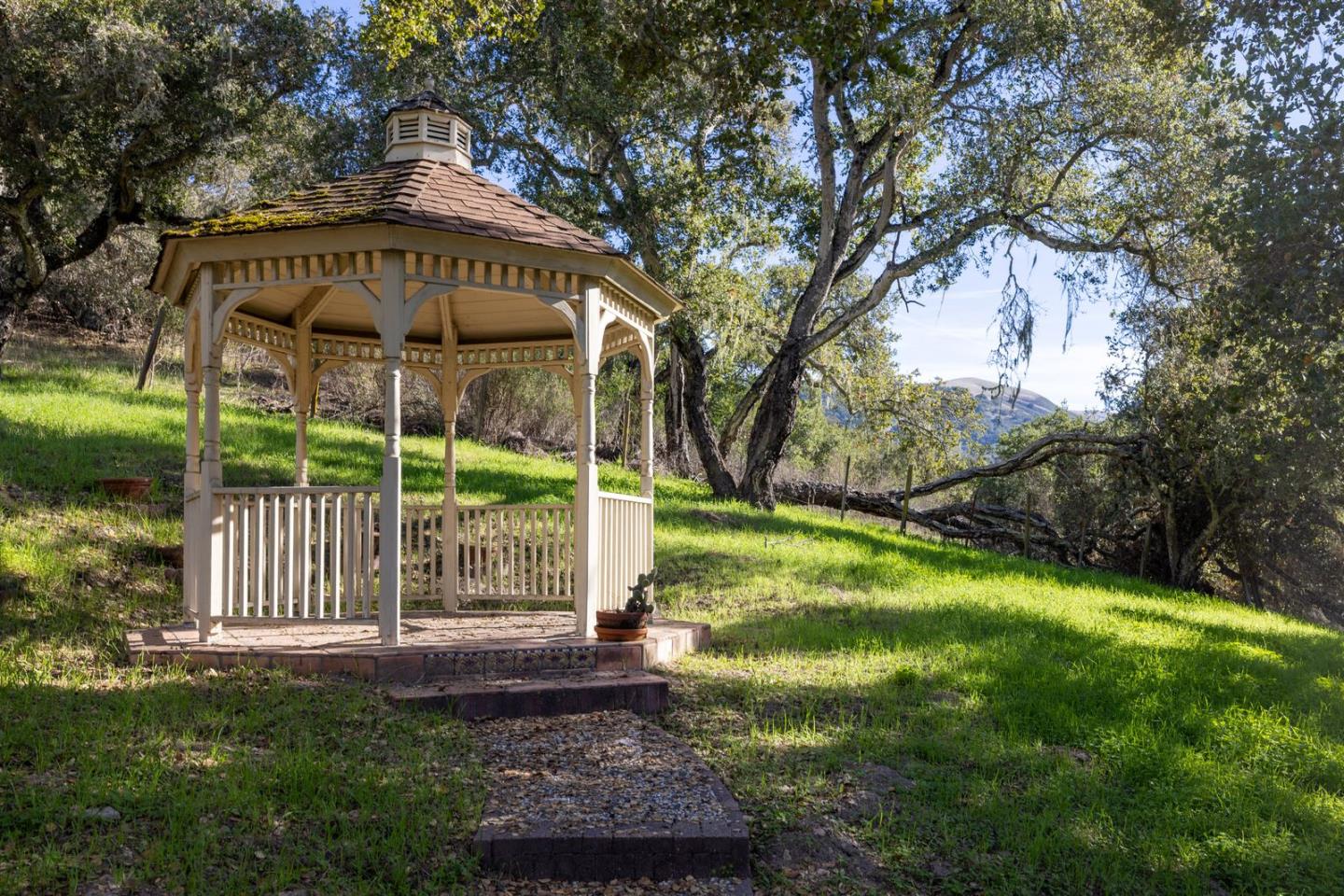 Detail Gallery Image 45 of 48 For 90 Harper Canyon Rd, Salinas,  CA 93908 - 3 Beds | 3 Baths