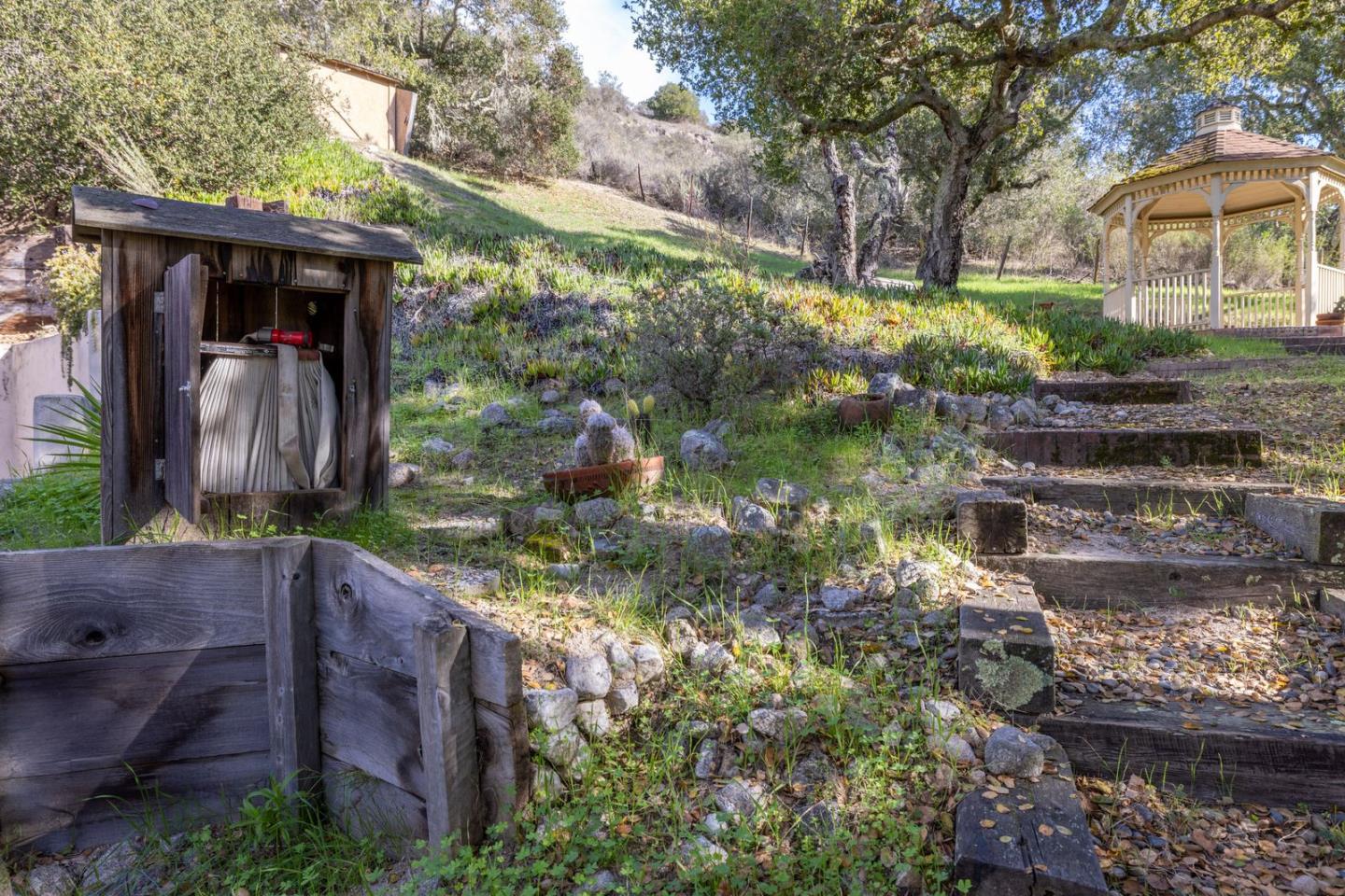 Detail Gallery Image 47 of 48 For 90 Harper Canyon Rd, Salinas,  CA 93908 - 3 Beds | 3 Baths