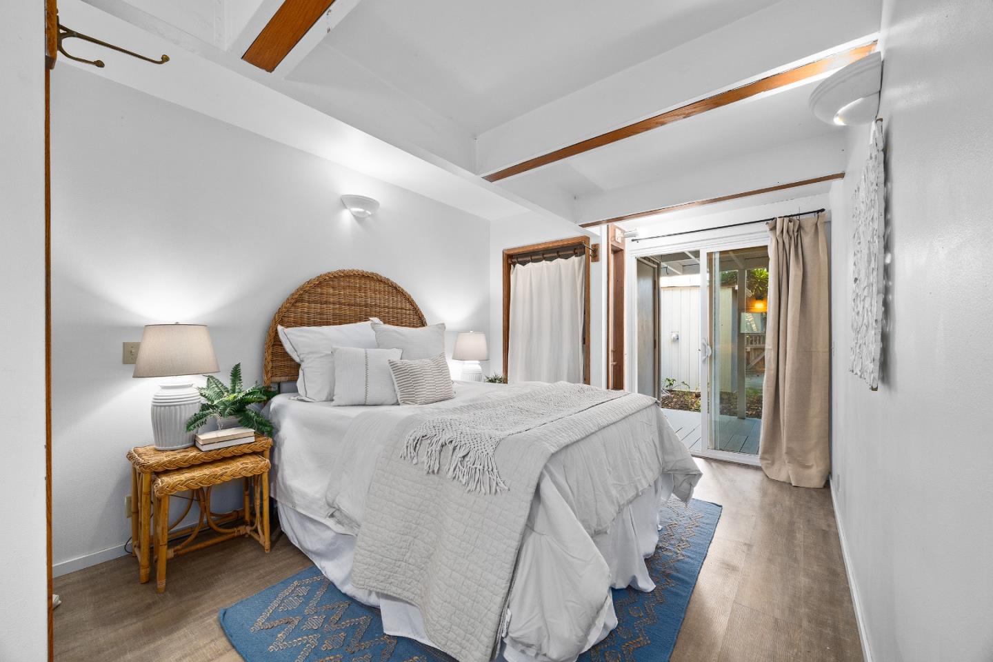 Detail Gallery Image 18 of 77 For 360 36th Ave, Santa Cruz,  CA 95062 - 8 Beds | 4 Baths