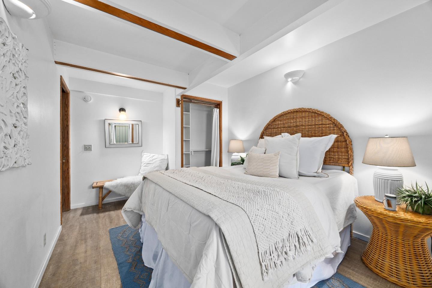 Detail Gallery Image 19 of 77 For 360 36th Ave, Santa Cruz,  CA 95062 - 8 Beds | 4 Baths