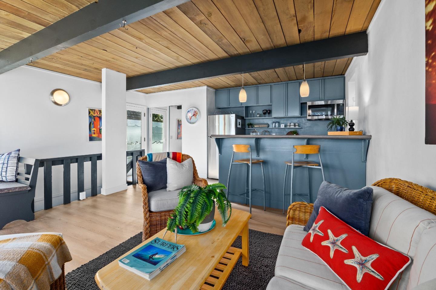 Detail Gallery Image 41 of 77 For 360 36th Ave, Santa Cruz,  CA 95062 - 8 Beds | 4 Baths