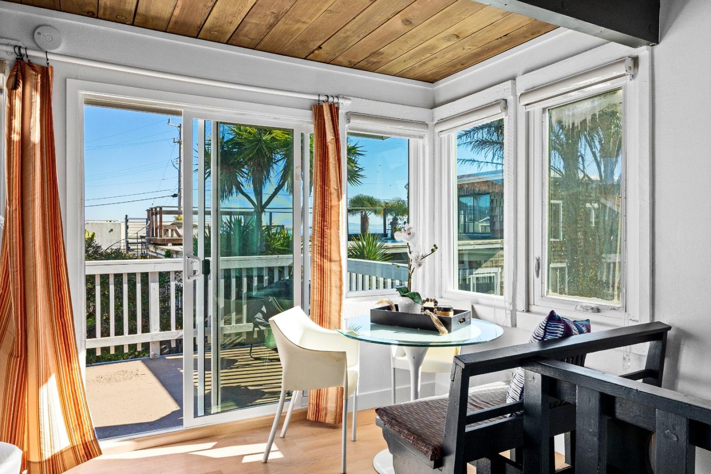 Detail Gallery Image 44 of 77 For 360 36th Ave, Santa Cruz,  CA 95062 - 8 Beds | 4 Baths