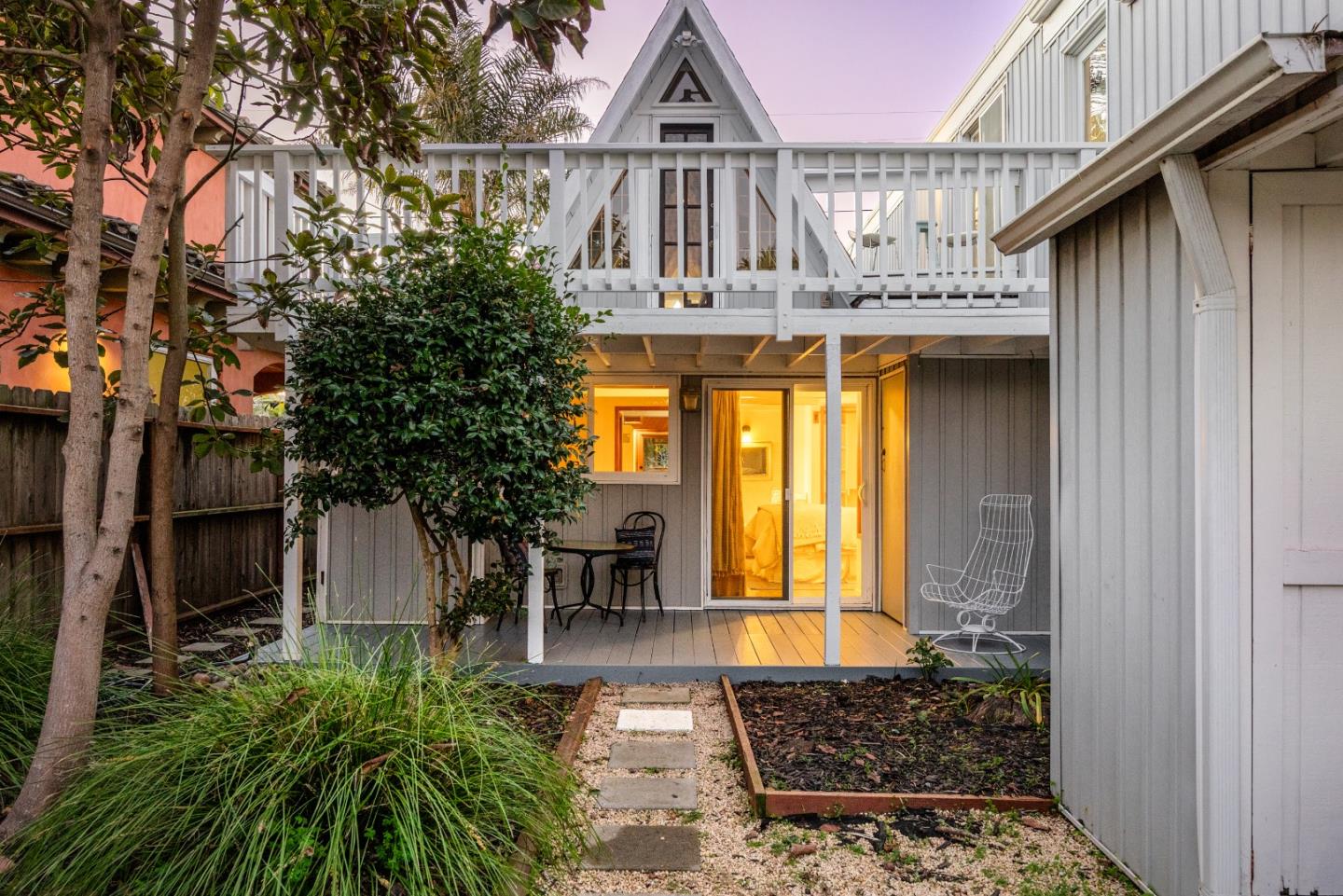 Detail Gallery Image 64 of 77 For 360 36th Ave, Santa Cruz,  CA 95062 - 8 Beds | 4 Baths