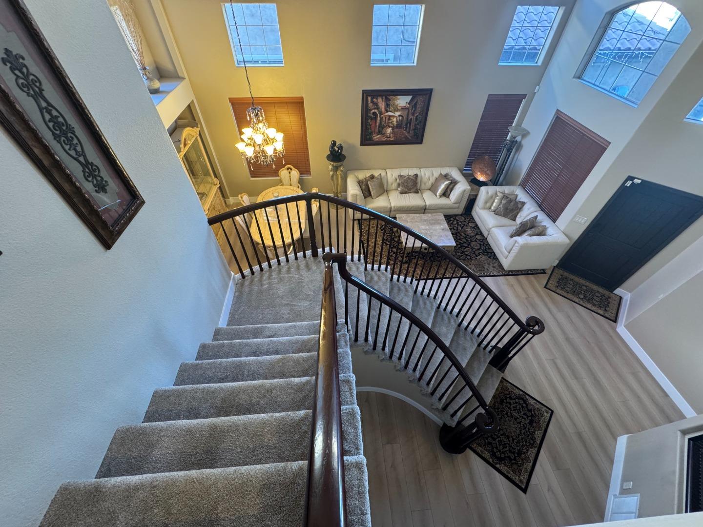 Detail Gallery Image 5 of 50 For 10 Rhine Cir, Salinas,  CA 93906 - 3 Beds | 2 Baths