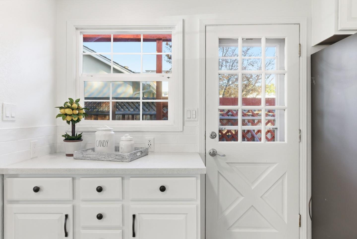 Detail Gallery Image 14 of 68 For 2920 Fresno St, Santa Clara,  CA 95051 - 4 Beds | 2 Baths