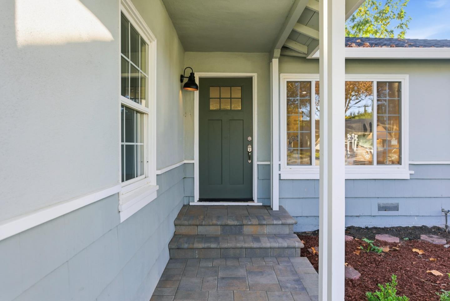 Detail Gallery Image 3 of 68 For 2920 Fresno St, Santa Clara,  CA 95051 - 4 Beds | 2 Baths