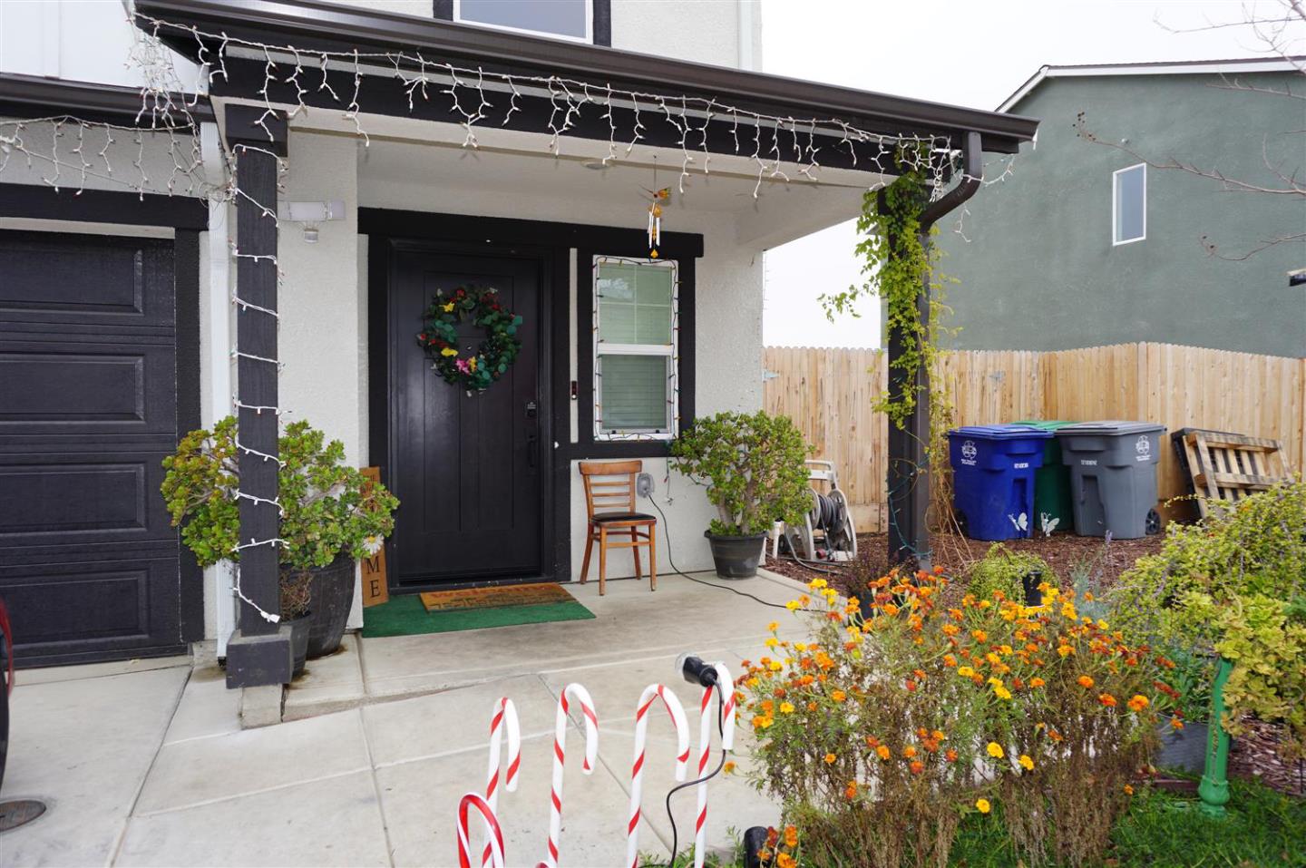 Detail Gallery Image 2 of 38 For 405 Greene Way, Los Banos,  CA 93635 - 3 Beds | 2/1 Baths