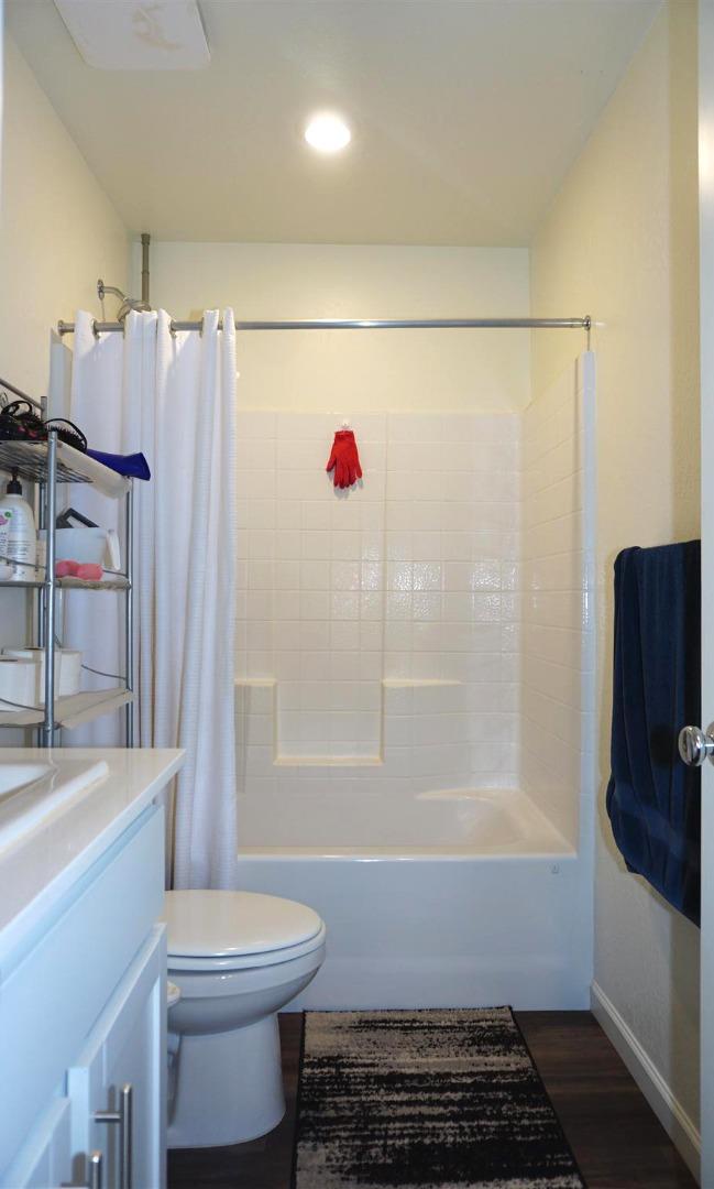 Detail Gallery Image 24 of 38 For 405 Greene Way, Los Banos,  CA 93635 - 3 Beds | 2/1 Baths