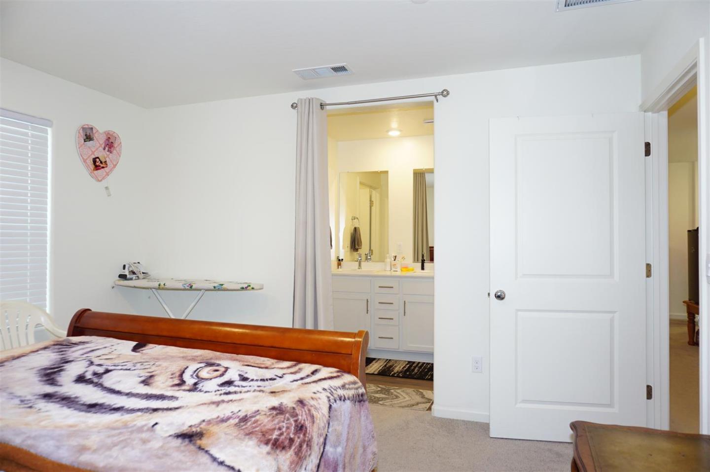 Detail Gallery Image 28 of 38 For 405 Greene Way, Los Banos,  CA 93635 - 3 Beds | 2/1 Baths