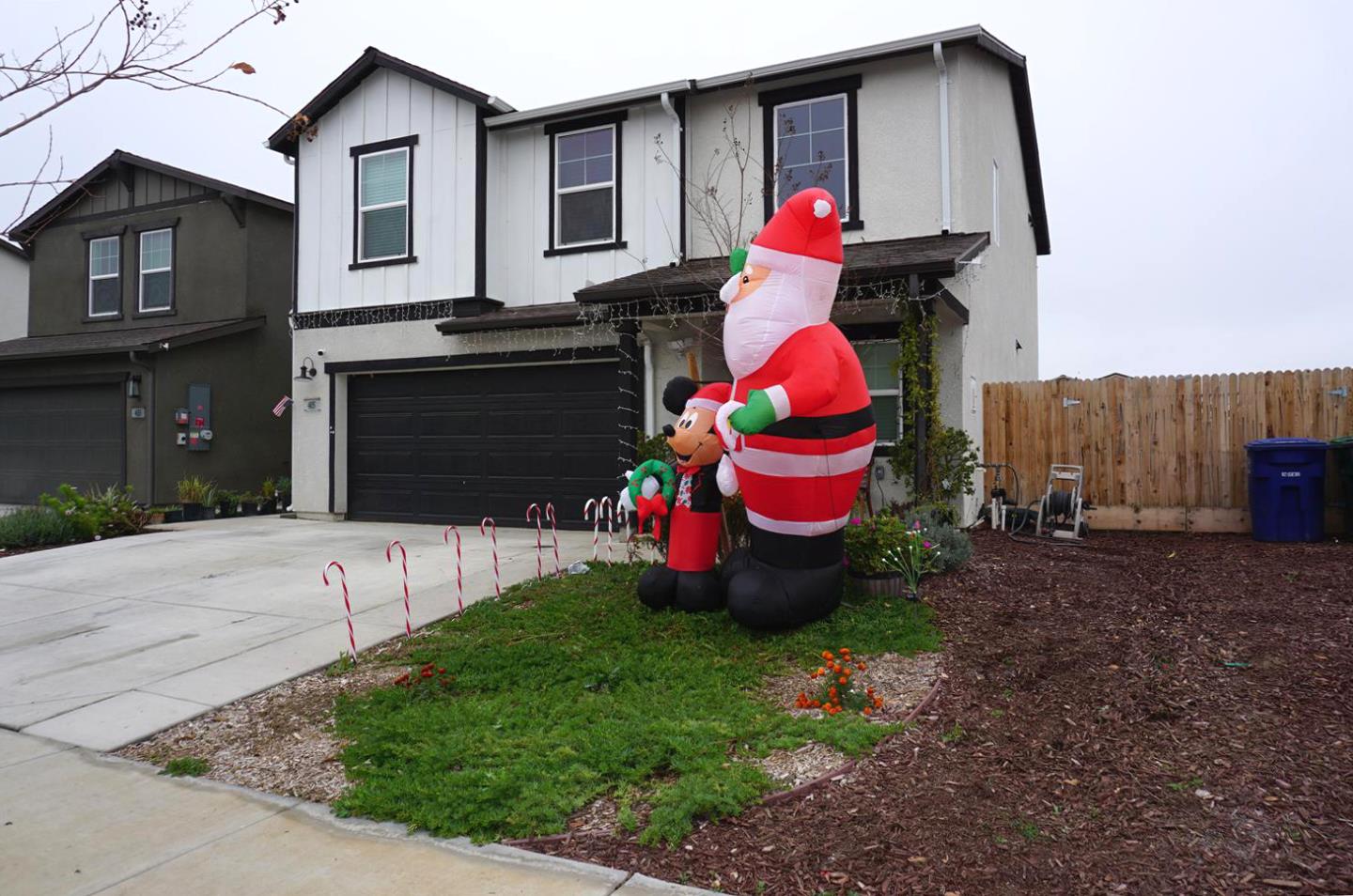 Detail Gallery Image 4 of 38 For 405 Greene Way, Los Banos,  CA 93635 - 3 Beds | 2/1 Baths