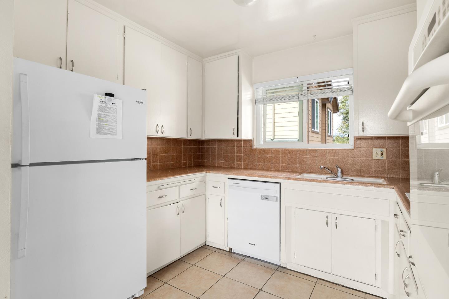 Detail Gallery Image 12 of 22 For 238 San Lorenzo Blvd, Santa Cruz,  CA 95060 - – Beds | – Baths