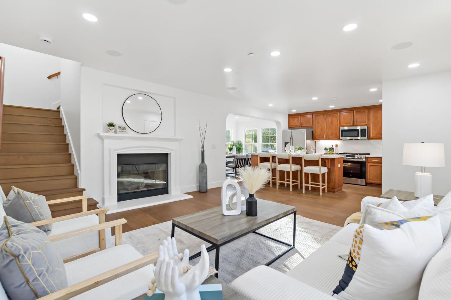 Detail Gallery Image 11 of 57 For 4182 Lautrec Dr, San Jose,  CA 95135 - 3 Beds | 2/1 Baths