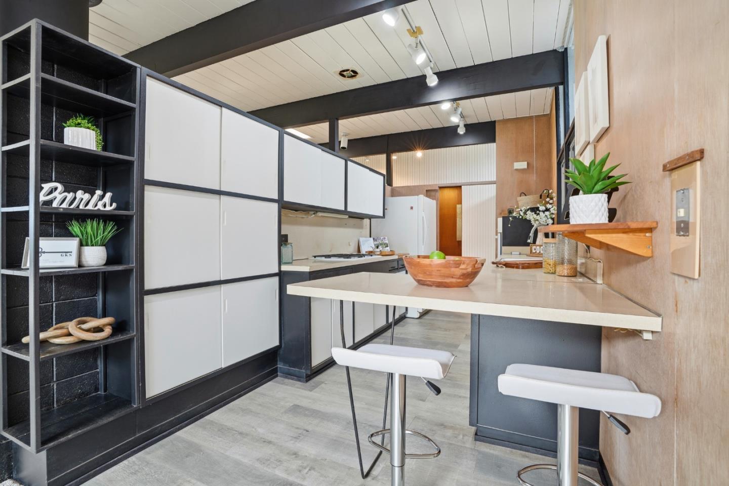 Detail Gallery Image 10 of 34 For 1712 Lexington Ave, San Mateo,  CA 94402 - 4 Beds | 2 Baths