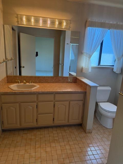 Detail Gallery Image 12 of 22 For 2036 Lexington Ave, San Mateo,  CA 94402 - 1 Beds | 2 Baths