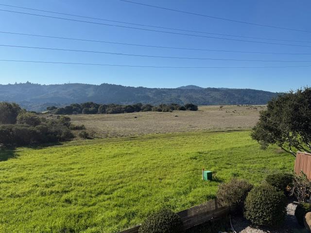 Detail Gallery Image 3 of 22 For 2036 Lexington Ave, San Mateo,  CA 94402 - 1 Beds | 2 Baths