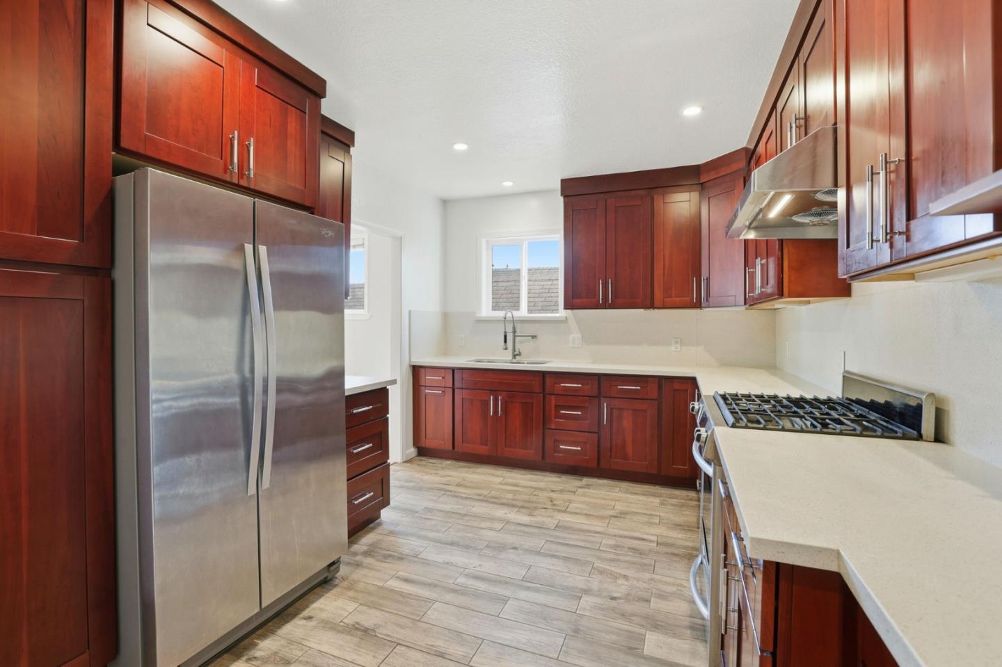 Detail Gallery Image 13 of 58 For 75 Gambetta St, Daly City,  CA 94014 - 6 Beds | 4 Baths