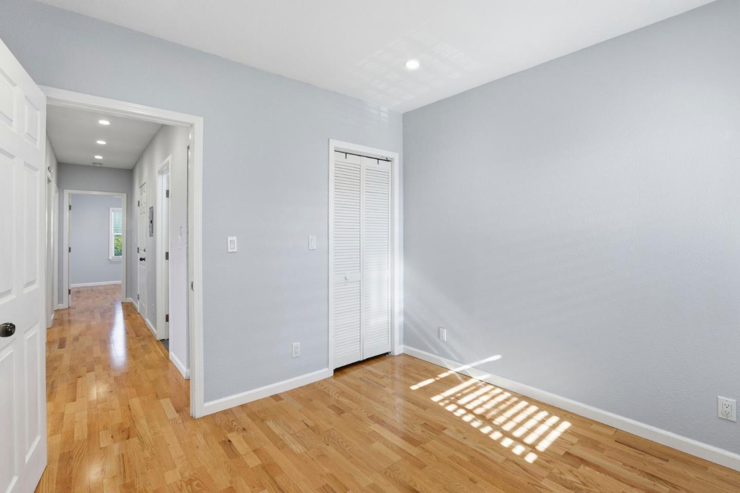 Detail Gallery Image 29 of 58 For 75 Gambetta St, Daly City,  CA 94014 - 6 Beds | 4 Baths