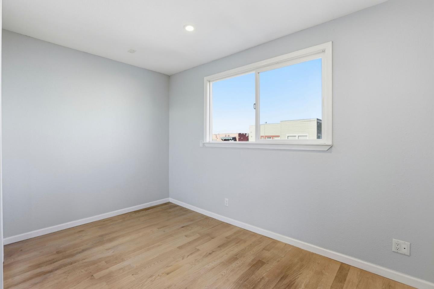 Detail Gallery Image 32 of 58 For 75 Gambetta St, Daly City,  CA 94014 - 6 Beds | 4 Baths