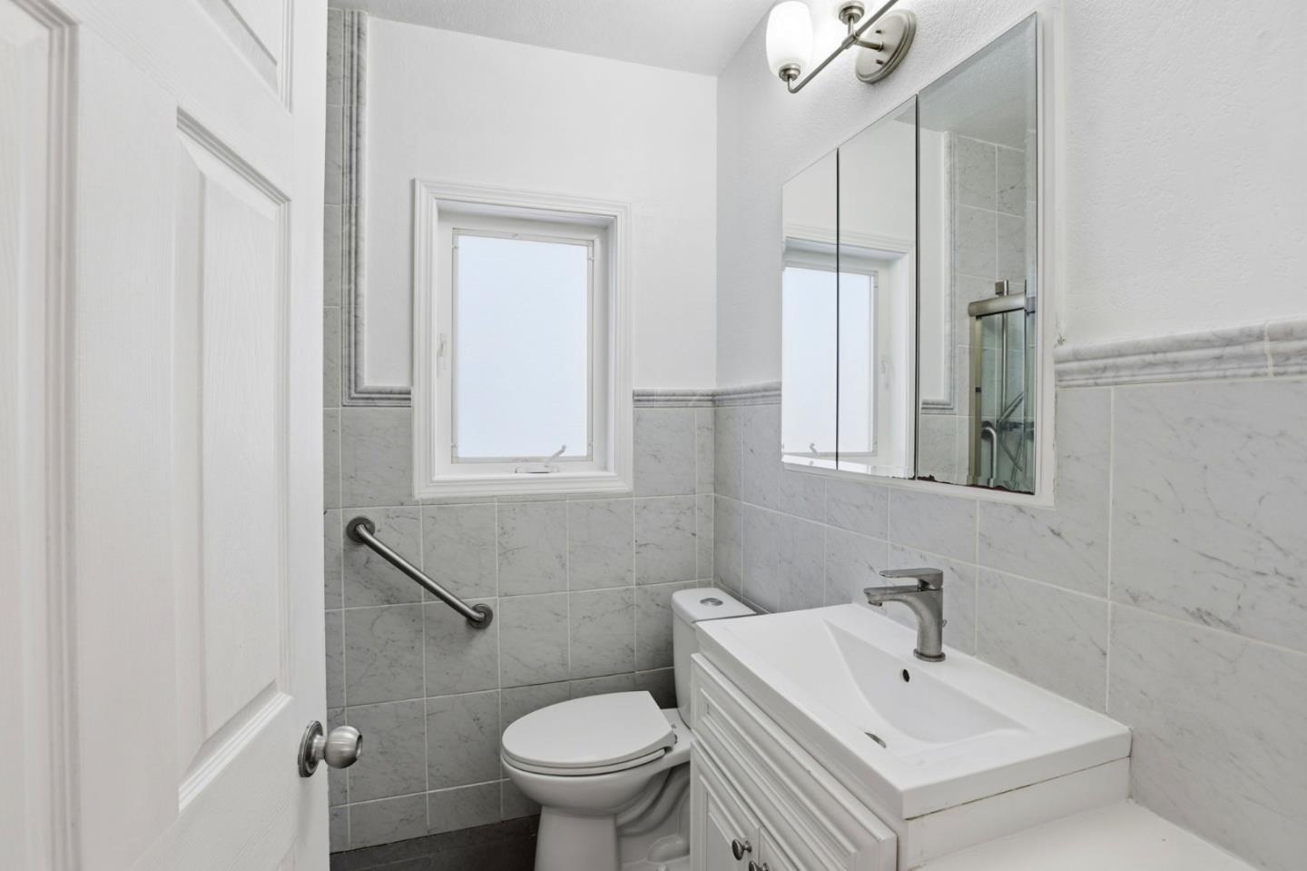 Detail Gallery Image 44 of 58 For 75 Gambetta St, Daly City,  CA 94014 - 6 Beds | 4 Baths