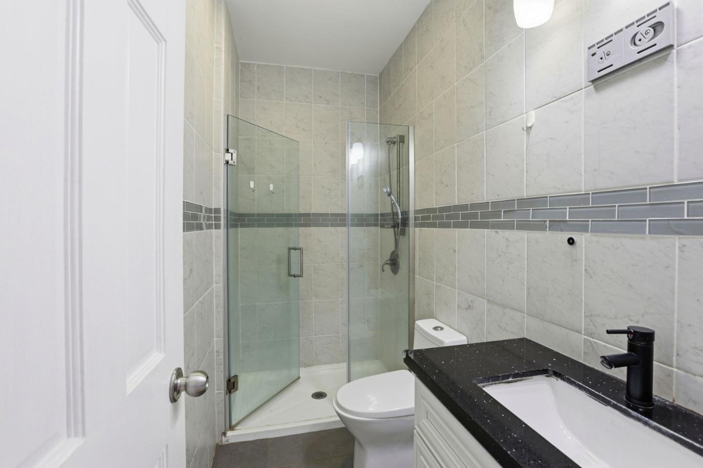 Detail Gallery Image 46 of 58 For 75 Gambetta St, Daly City,  CA 94014 - 6 Beds | 4 Baths